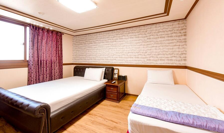 Hillstay Residence Hotel Gumi Exterior photo